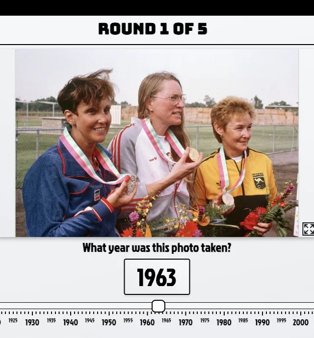 Chronophoto — photo and year-selection interface